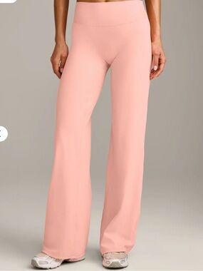 peach oner active straight leg leggings